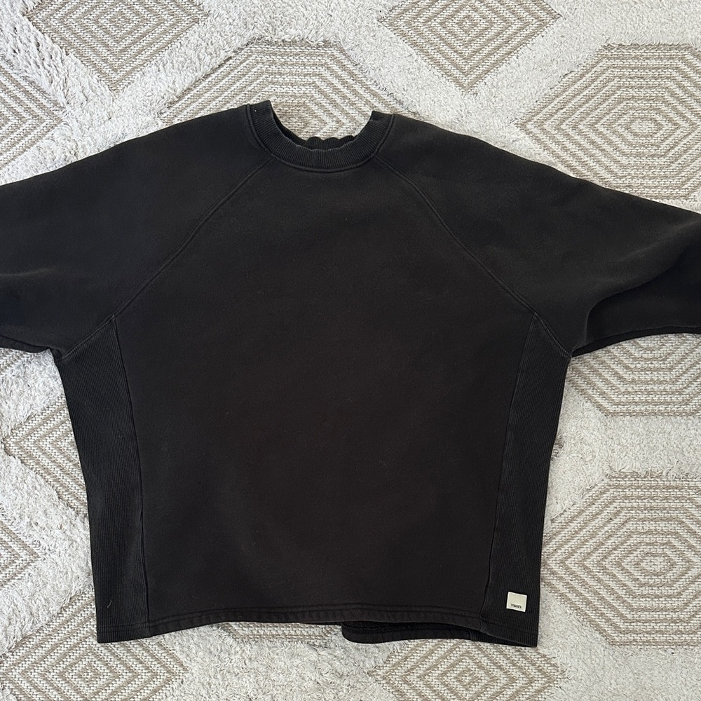 Vuori warm and cozy fleece lined sweatshirt